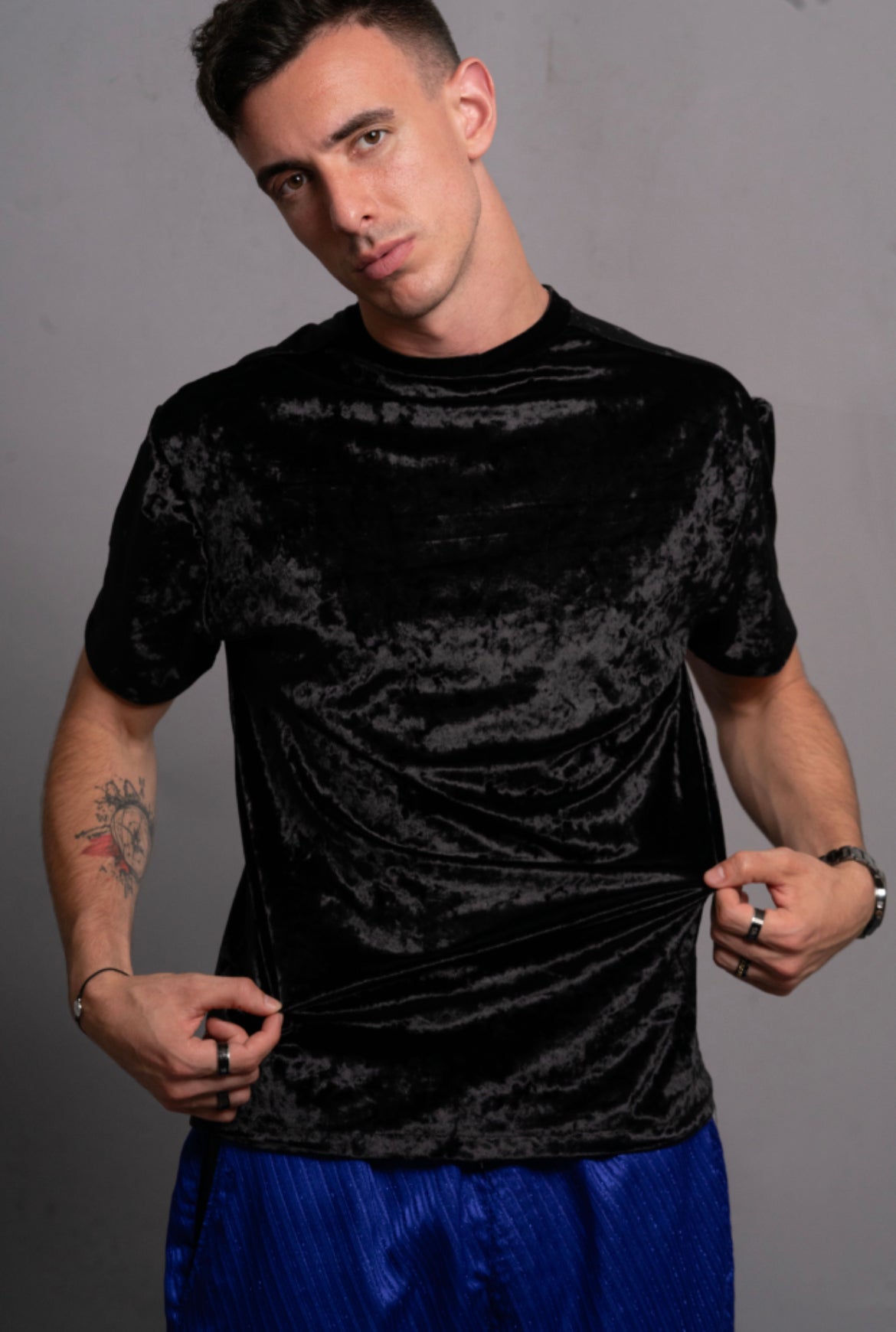 Black velvet tee clearance shirt